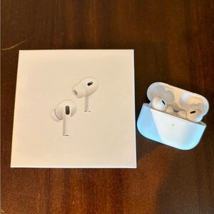 Apple AirPods Pro (White) Wireless Noise-Cancelling Earbuds